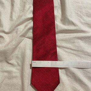 Tommy Hilfiger men’s tie. Red with light blue specs. NWT.